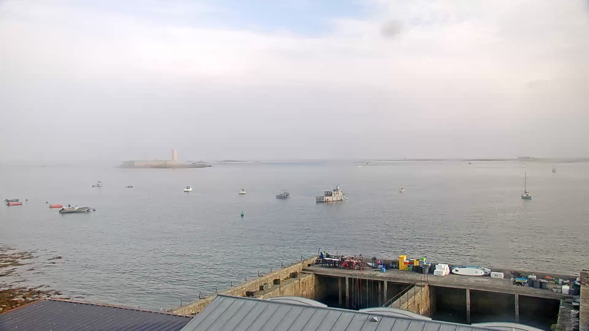Webcam Fouesnant: Ile Saint-Nicolas