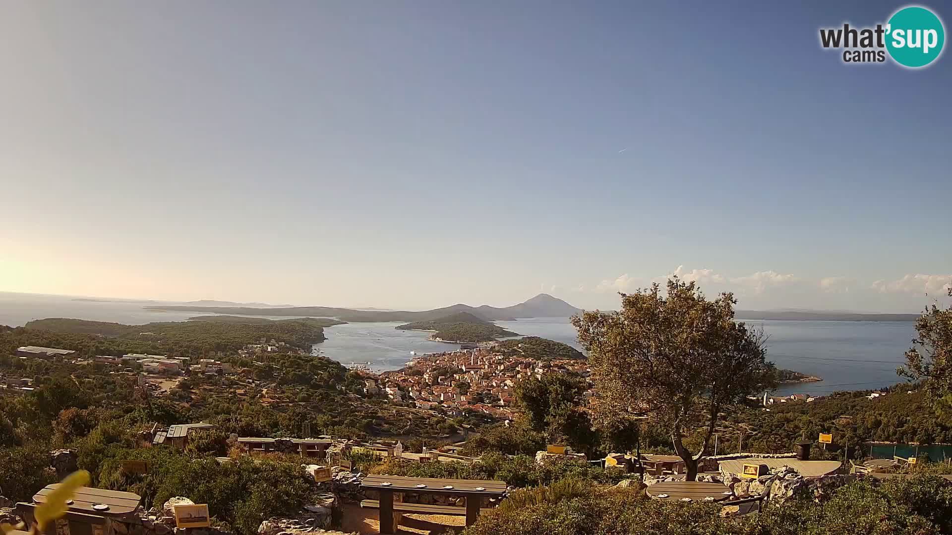 Webcam Mali Lošinj: Mali Lošinj Panorama - Tematski Vidikovac Providenca