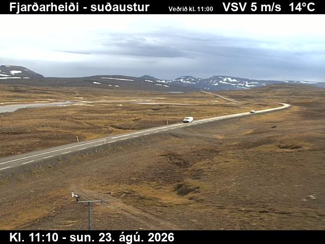 Webcam Fjarðarheiði (Heiðarvatn): Route 93 Southeastwards