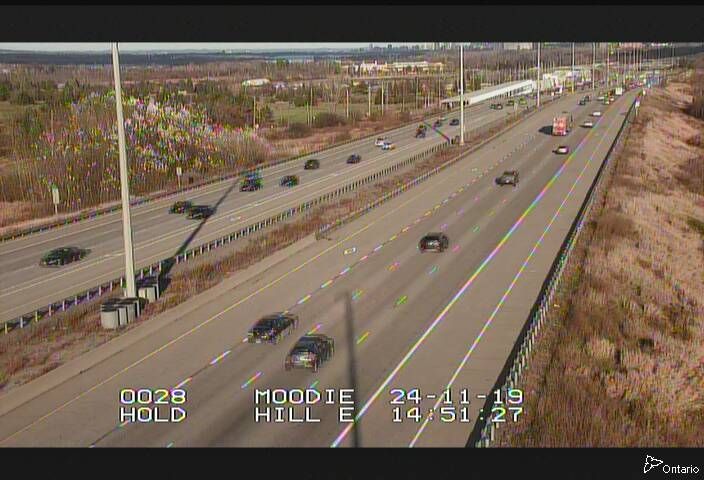 Nepean: 417 WEST OF MOODIE DRIVE