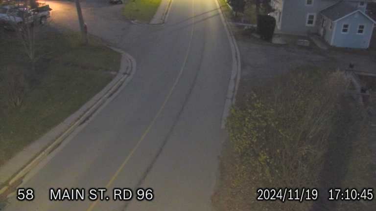 Frontenac Islands: Wolfe Island Ferry - Marysville Main Street