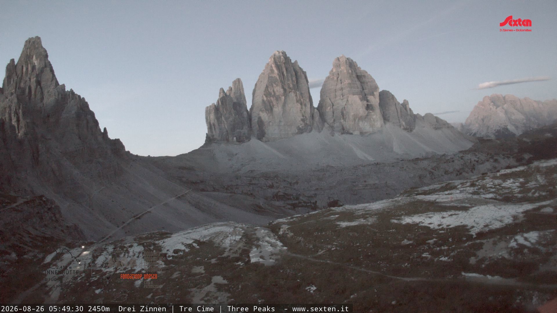 Auronzo di Cadore › South-West: Three peaks of Lavaredo - Tre Cime di Lavaredo