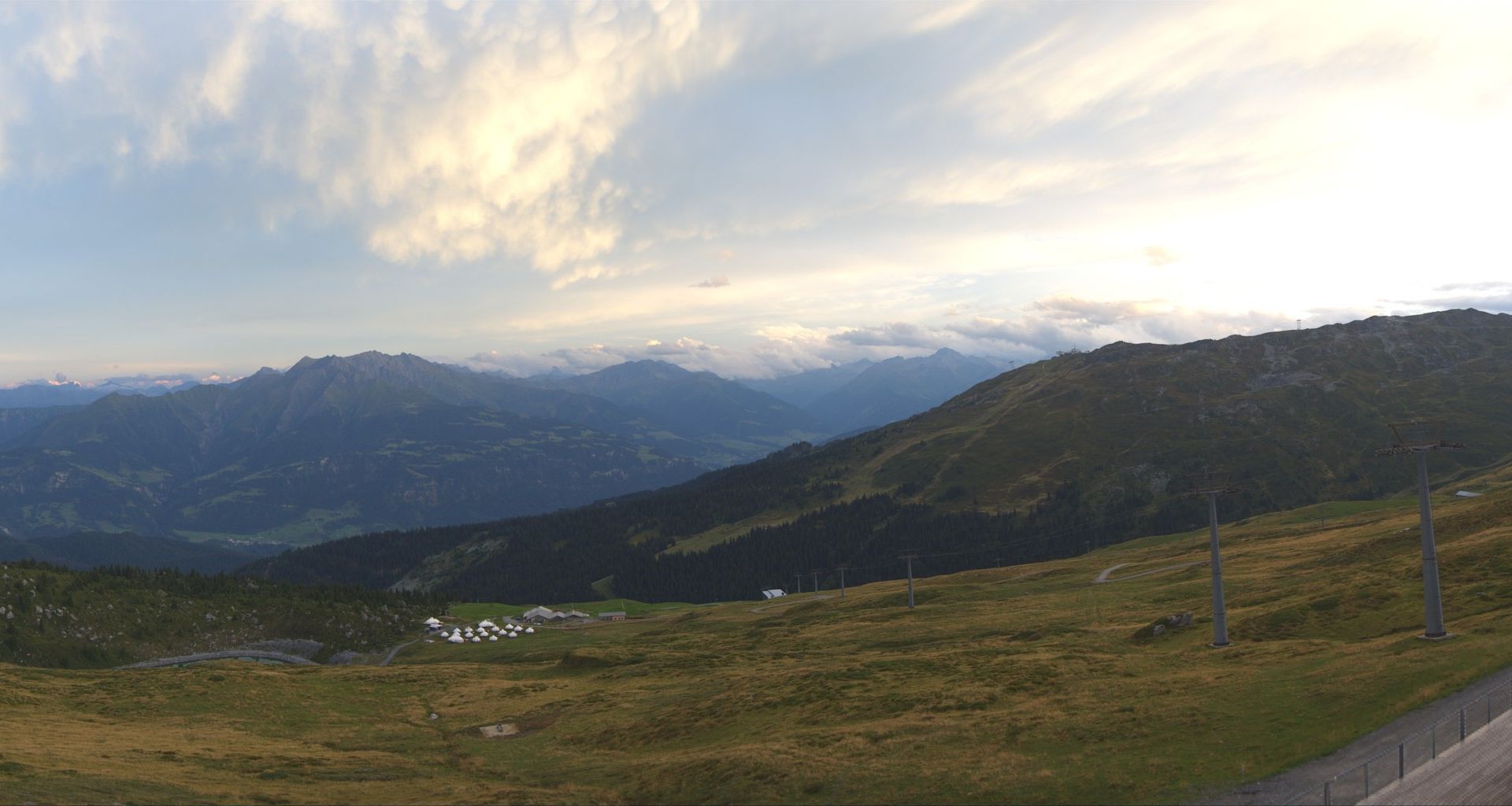 Nagens: Berghaus Nagens - Crap Sogn Gion