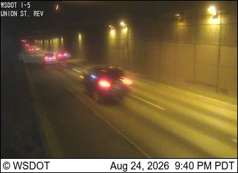 Seattle: I-5 at MP 165.8: Union St Express Lanes
