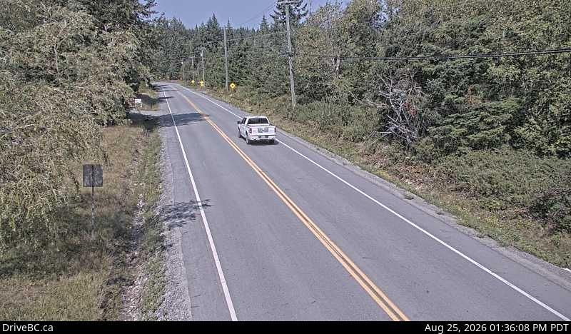 Area A › North: Hwy 101, about 8.5 km south of Lund, looking north