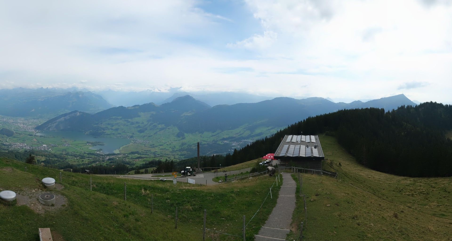 Zug: Wildspitz - Wildspitzstrasse
