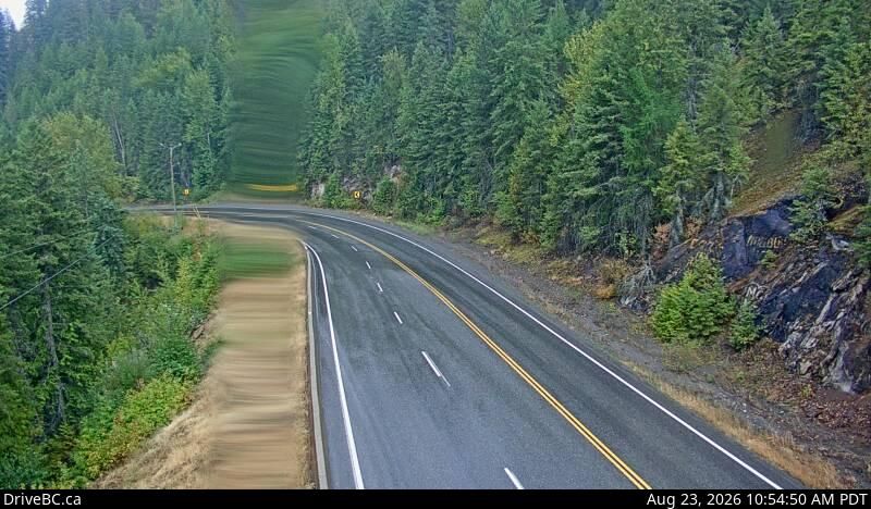 Lumby › East: Hwy 6, Shuswap Hill west of Cherryville, looking east