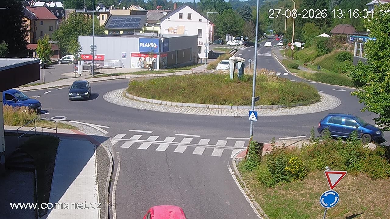 Jilemnice: kruhový objezd u pošty