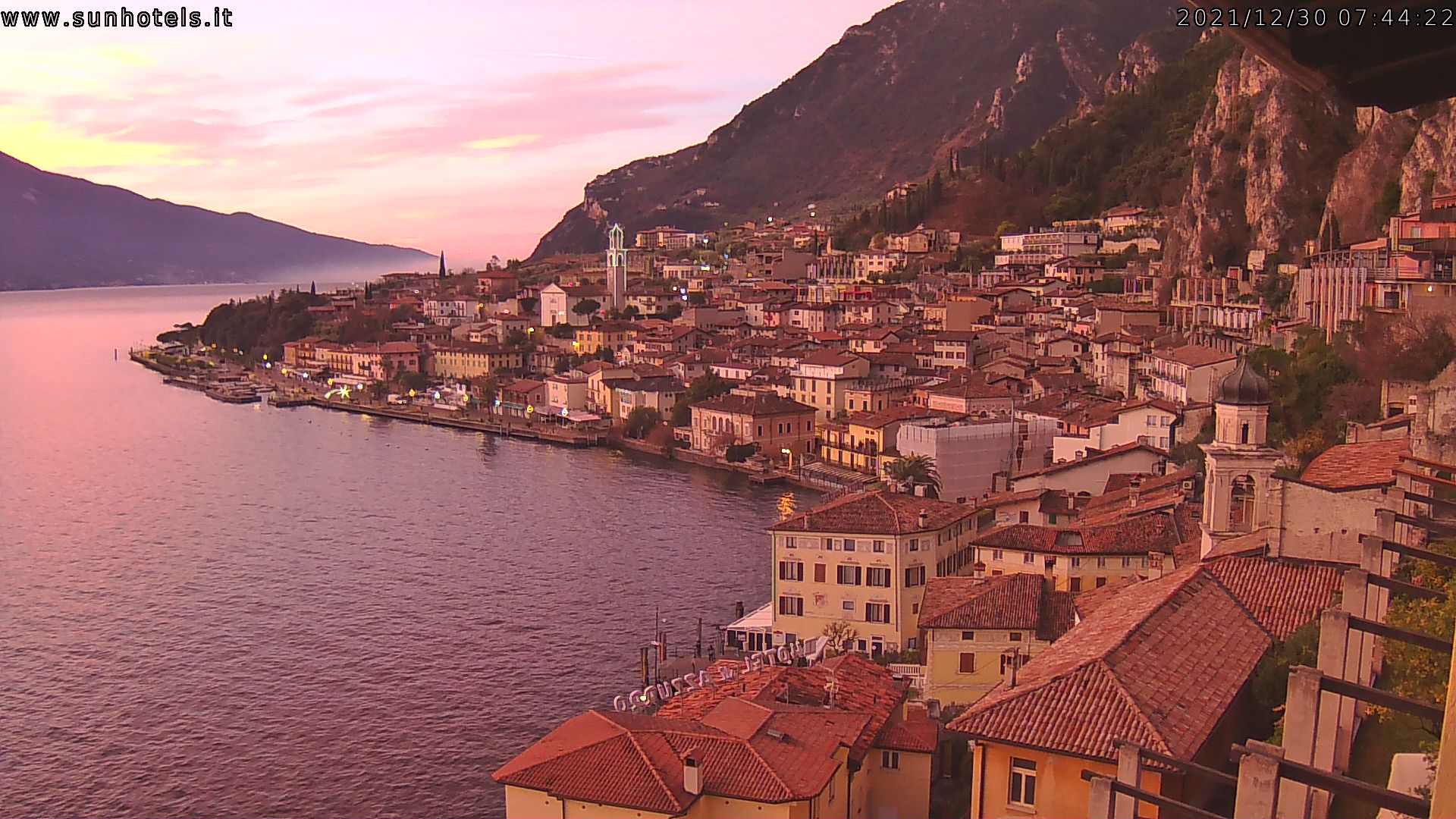 Webcam Limone sul Garda: View over Limone