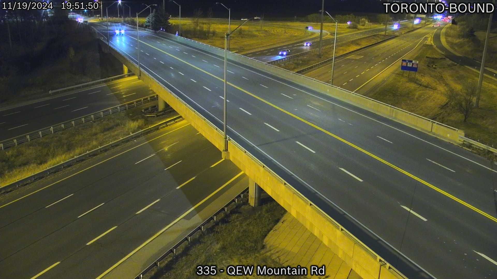 Niagara Falls: QEW south of Mountain Road