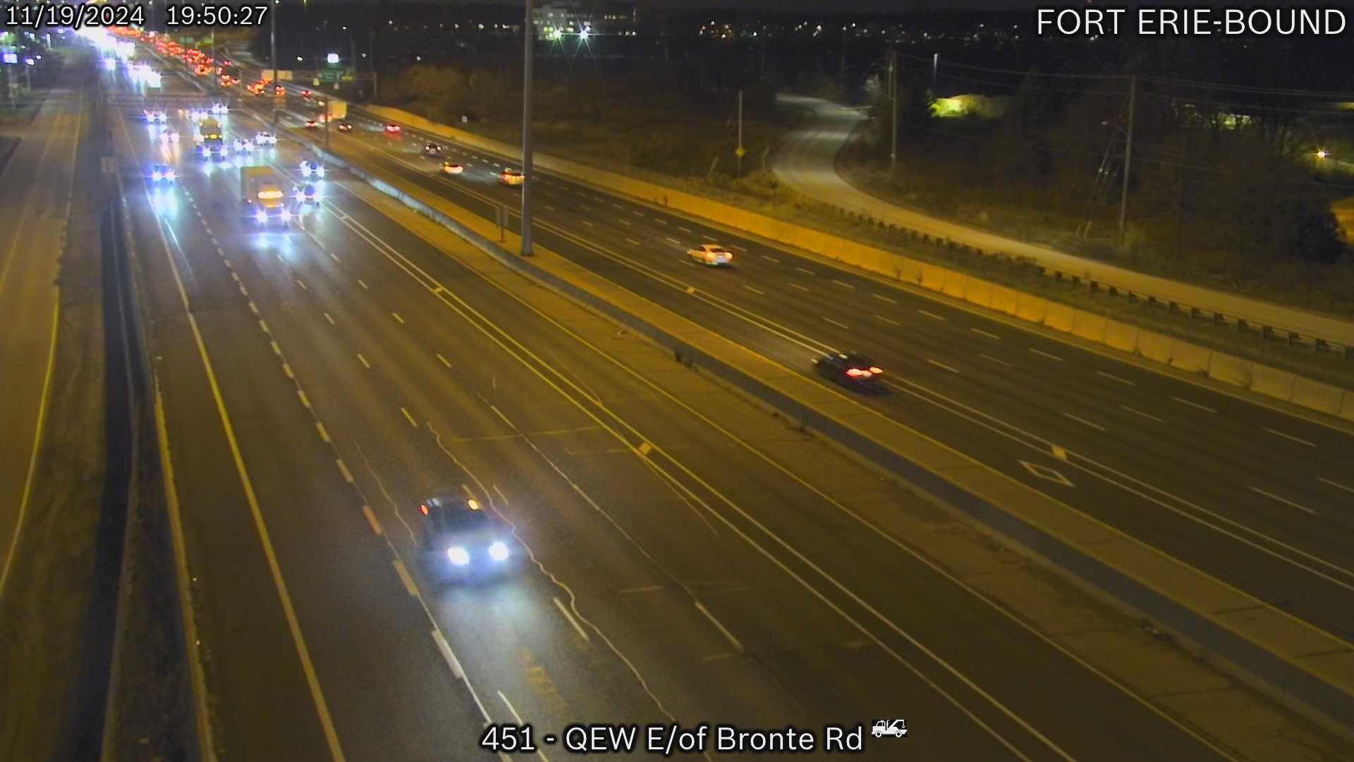 Burlington: QEW between Bronte Road and Third Line