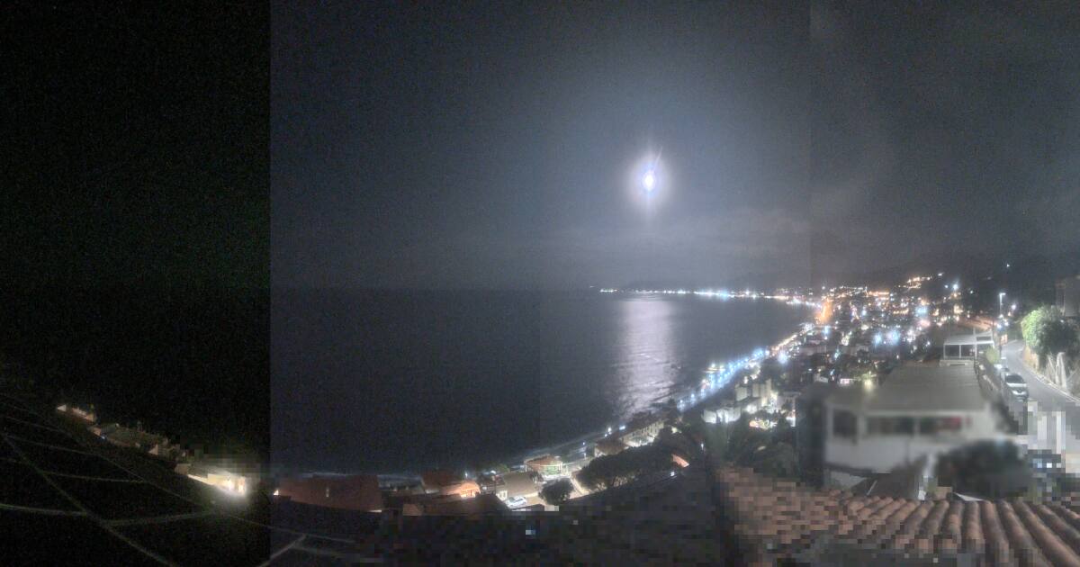 Webcam Borgio Verezzi: PANOMAX Borgio Verezzi - Riviera Ligure di Ponente