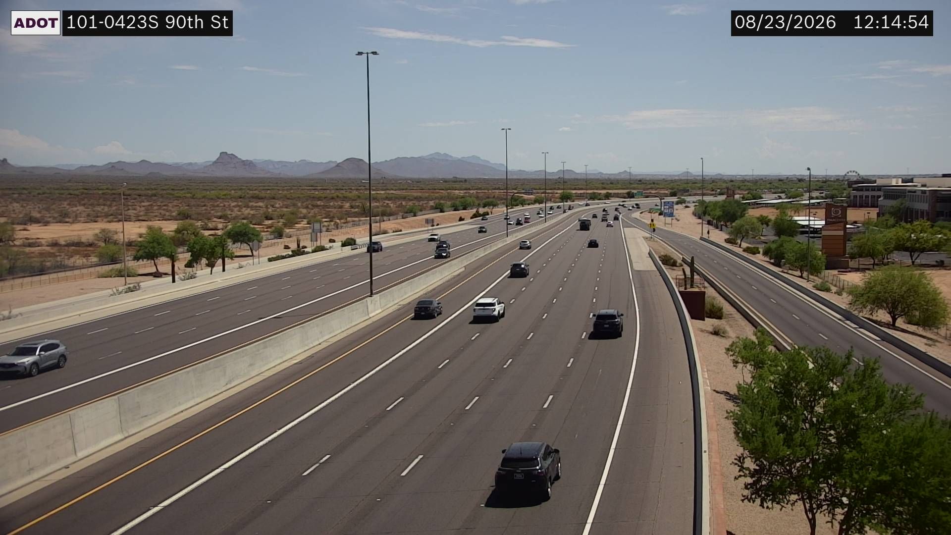 Paradise Valley › South: L-101 SB 42.40 @90th St