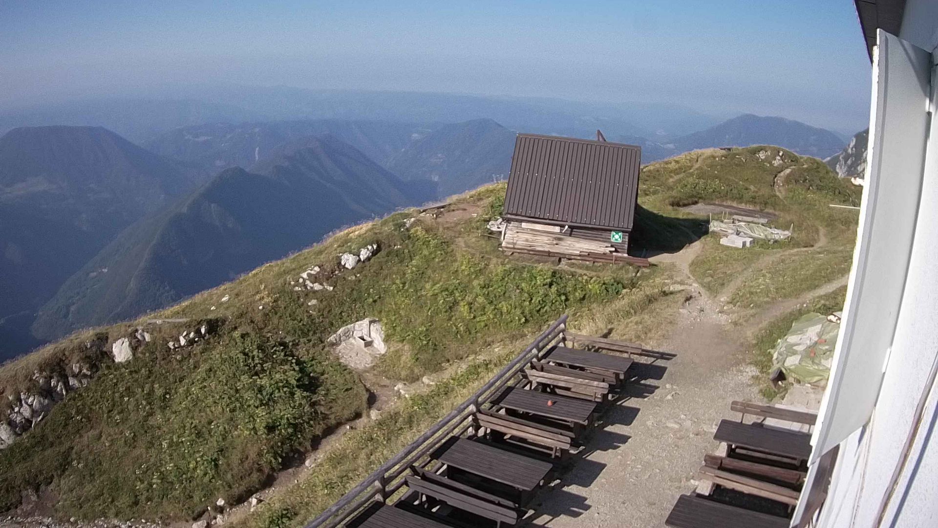 Bohinj › South-West: Dom Zorka Jelinčiča na Črni prsti (1835 m)