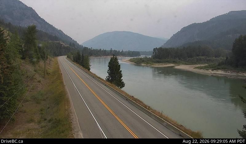 Area O › North: Hwy 5, about 2 km north of Highway 24, looking north