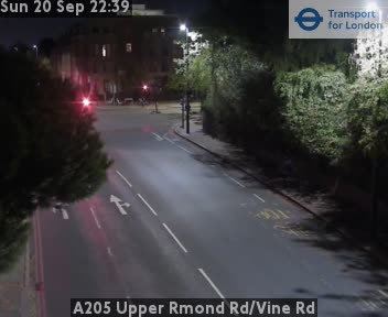 A205 Upper Rmond Rd/Vine Rd EAST - Upper Richmond Rd