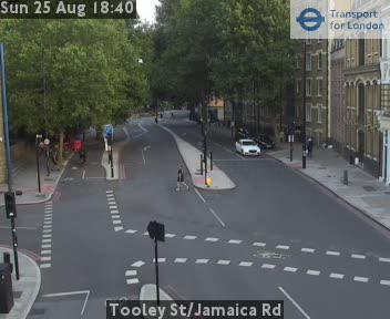 Tooley St/Jamaica Rd WEST- Tooley St