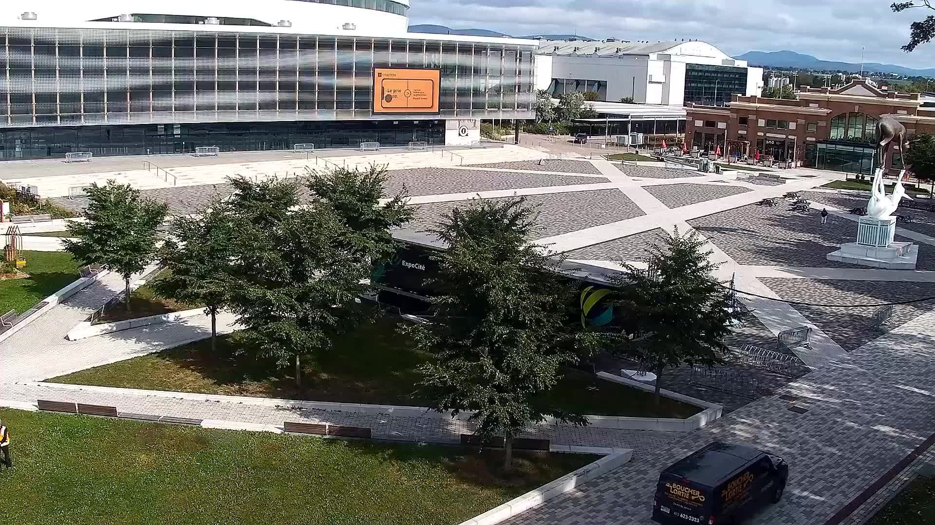 Quebec City › East: Videotron Center