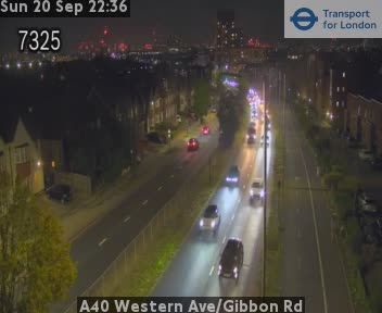 A40 Western Ave/Gibbon Rd Zoom east - Savoy Circus west-side