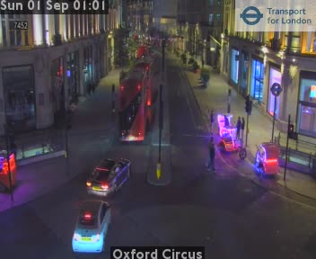 Oxford Circus Zoom - North twds BBC Broadcasting House