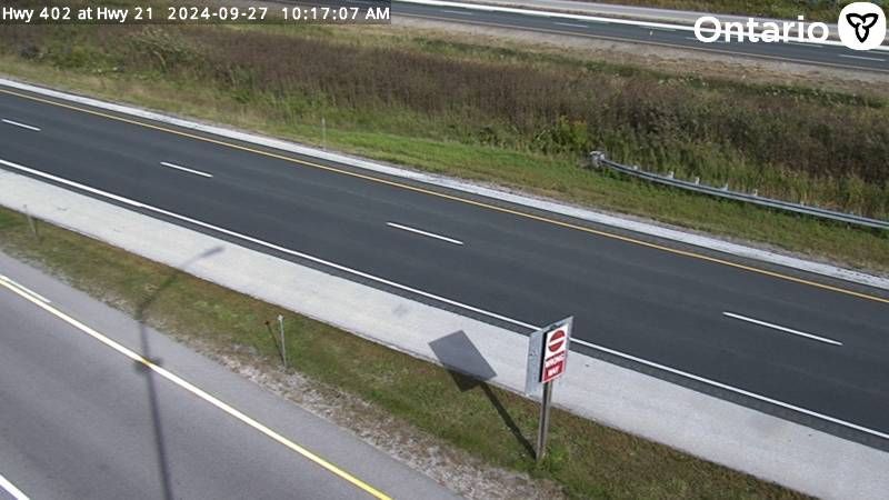 Plympton-Wyoming: Highway 402 and Highway