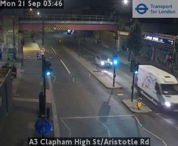 A3 Clapham High St/Aristotle Rd Zoom - Clapham High Street shopping area