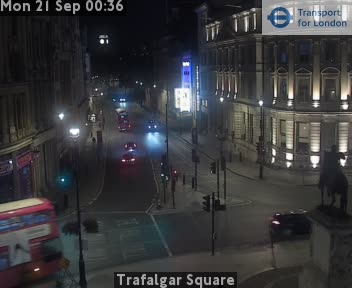 Trafalgar Square Zoom - Horse Guards Avenue