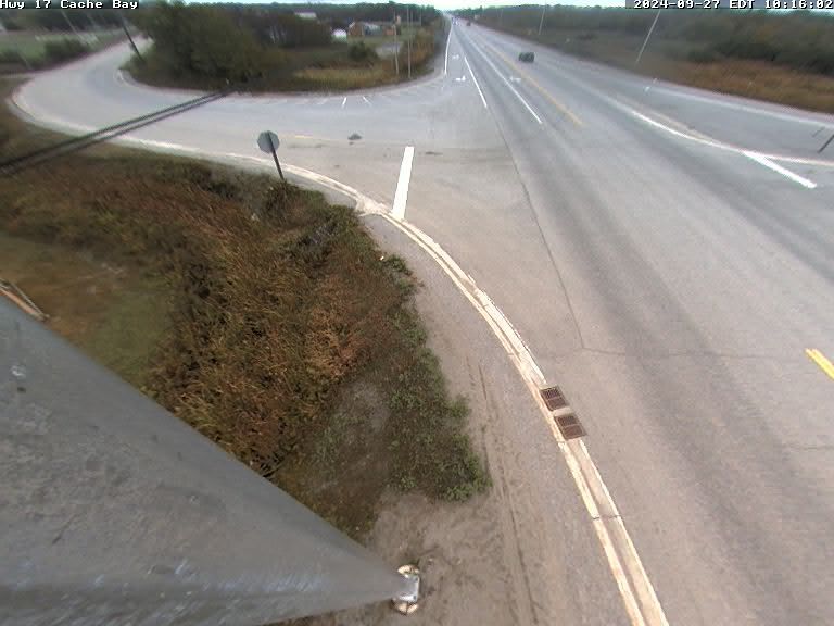 West Nipissing: Highway 17 at Cache Bay