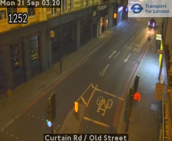 Curtain Rd / Old Street WEST - Old St twds Clerkenwell