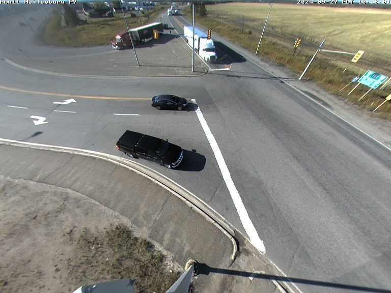 Temiskaming Shores: Highway 11 at Highway