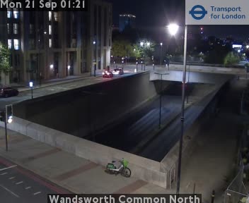 Wandsworth Common North SOUTH - A214 Trinity Rd
