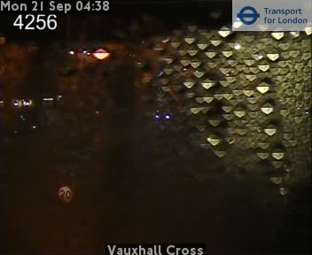 Vauxhall Cross SOUTH-Zoom-Bus Stn_South Lambeth Place