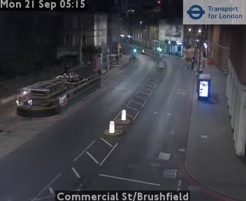 Commercial St/Brushfield NORTH - Commercial St twds Shorditch