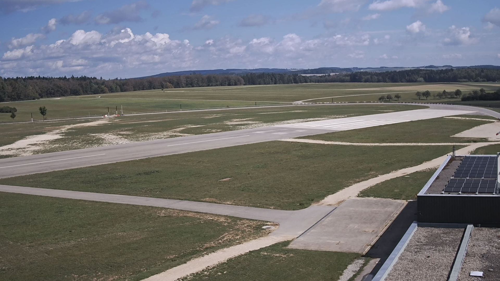 Neuhausen ob Eck › North: Flugplatz
