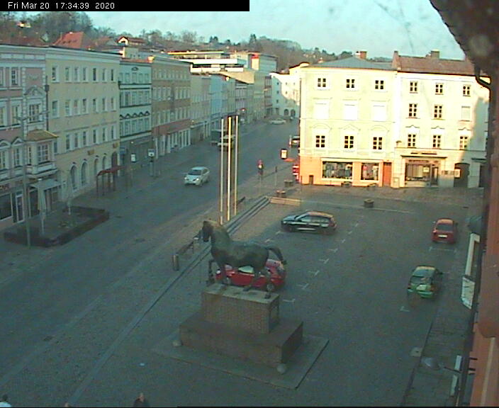 Webcam Pfarrkirchen: Webcam Stadtplatz
