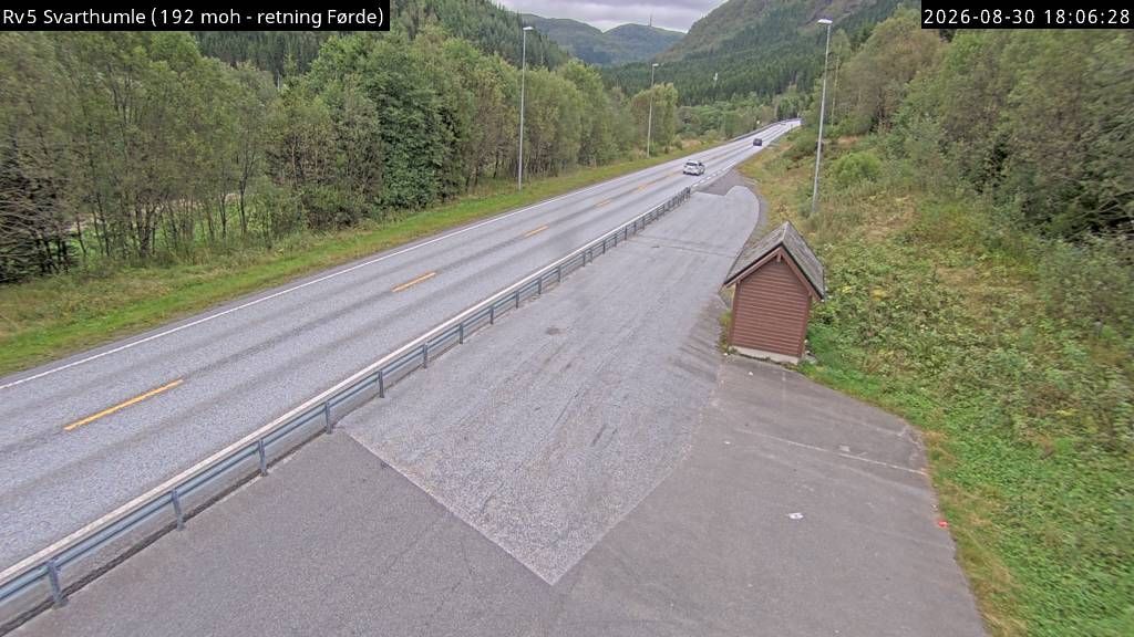 Naustdal: R5 Svarthumle (Førde)