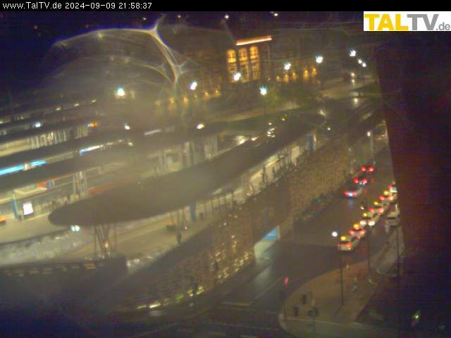 Wermelskirchen: Wuppertal Hauptbahnhof