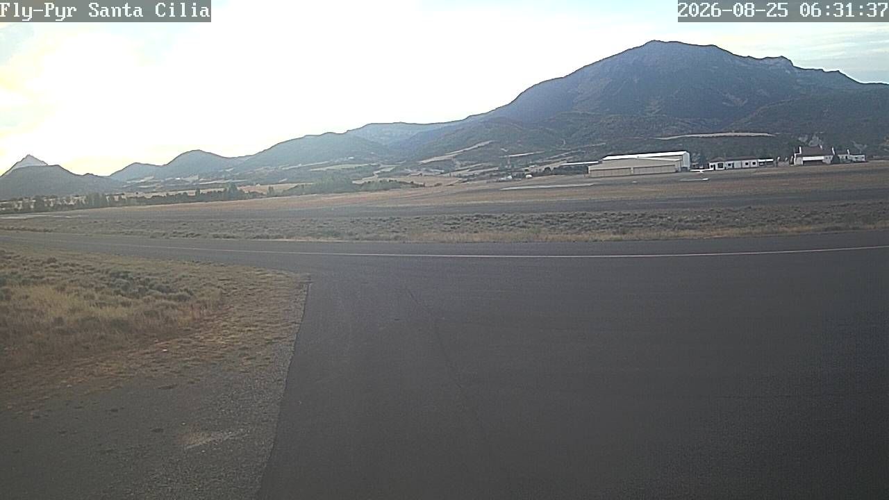 Santa Cilia: Santa Cilia-Los Pirineos Airport