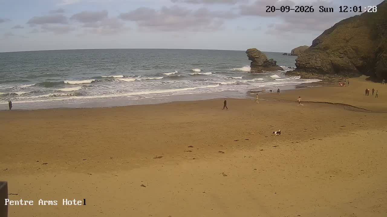 Newcastle Emlyn › North-West: Llangrannog Beach