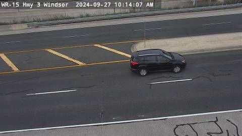 LaSalle: Highway 3 at Pulford Street