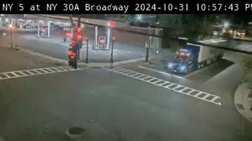 Village of New Hartford › East: NY 5 at NY 30A Broadway, Fonda