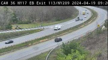Wurtsboro › East: NY 17 at Exit 113 - NY 209