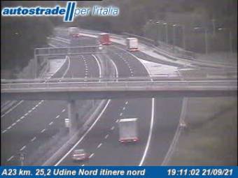 Webcam Tavagnacco: Traffic A23 - KM 25,2 - Udine Nord itinere nord
