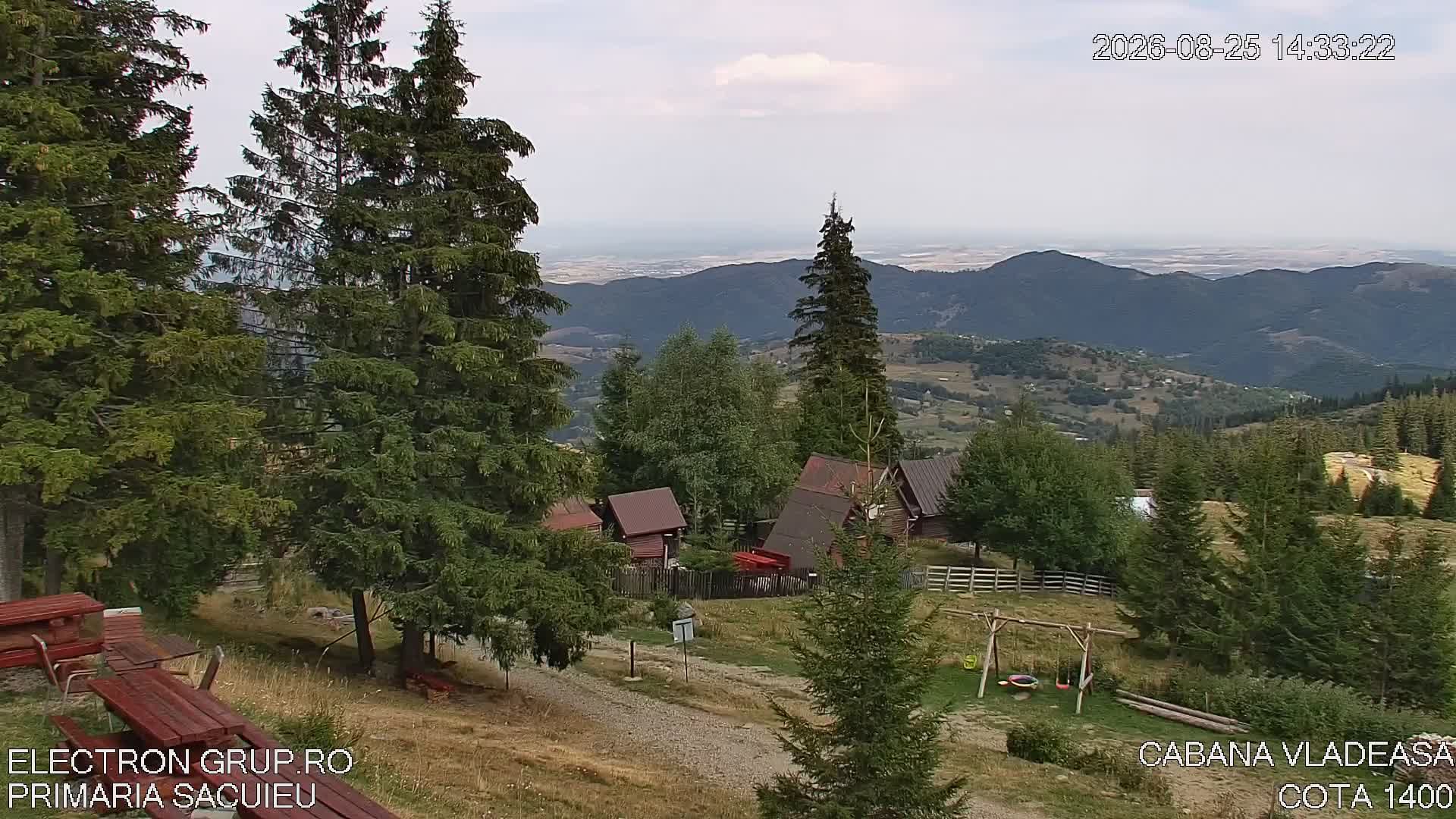 Cluj Metropolitan Area: Cabana Vlădeasa