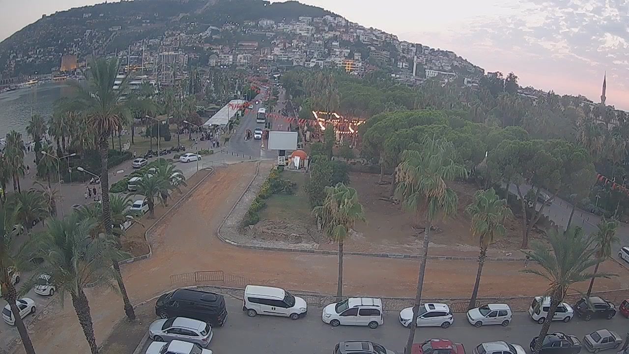 Alanya › West