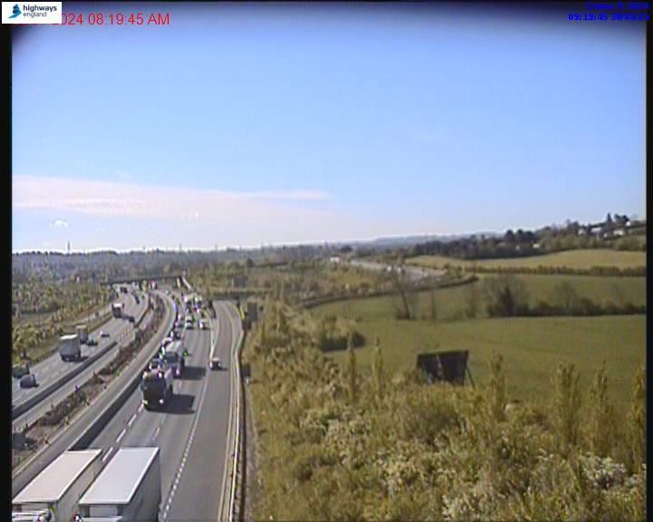 Toddington: M1 J12