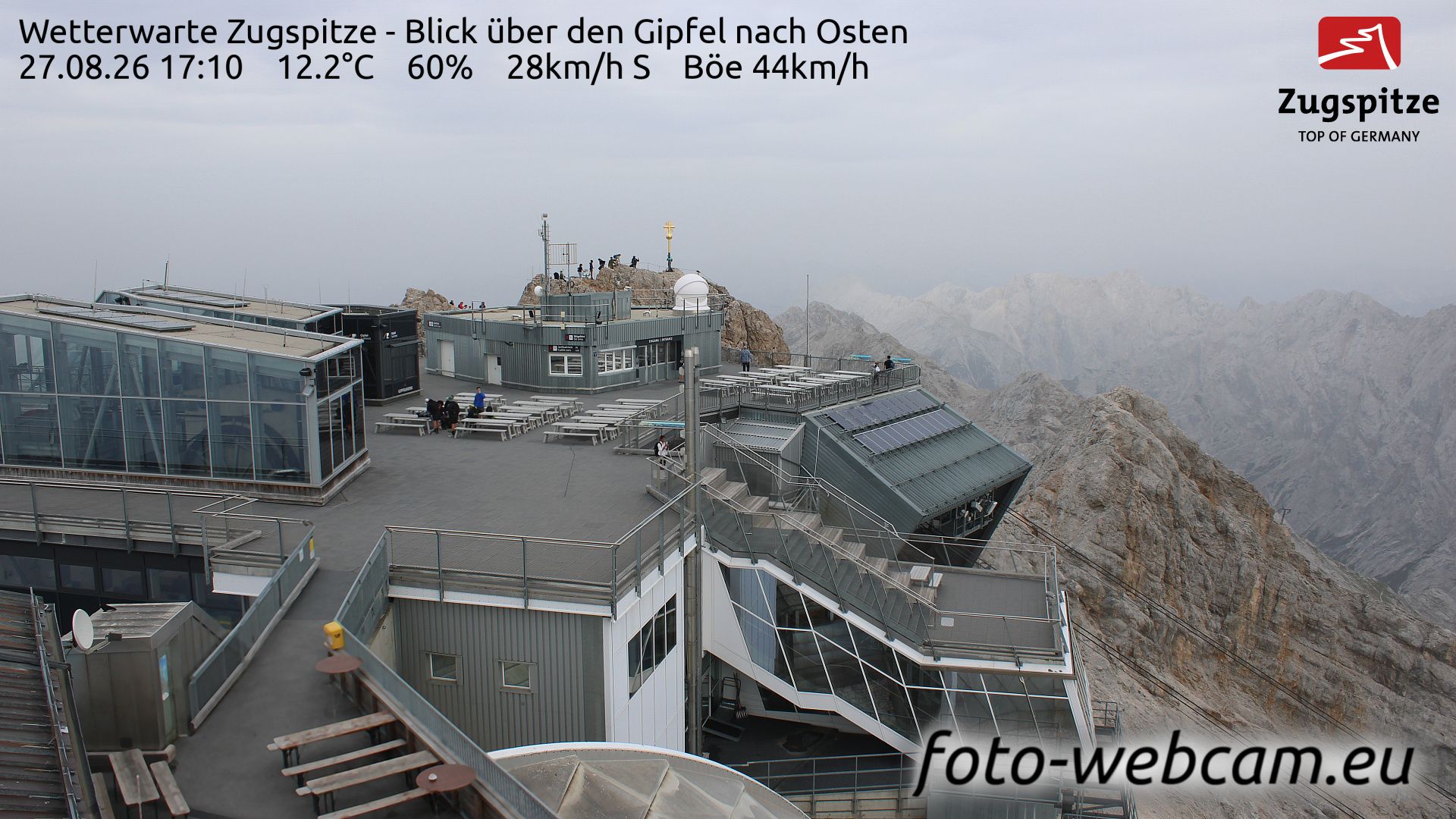 Grainau: Wetterwarte Zugspitze - Blick über den Gipfel nach Osten