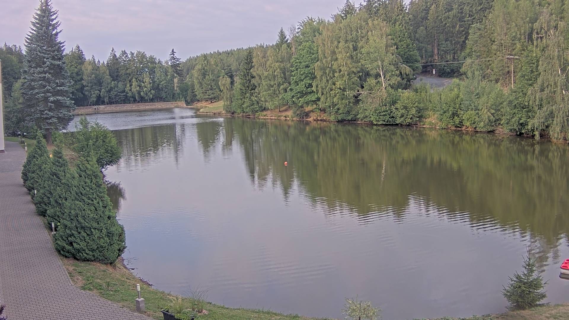 Kouty › North-East: Rybník hotelu LUNA