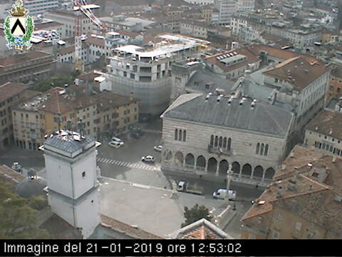 Webcam Udine: Piazza Libertà and Piazza Duomo