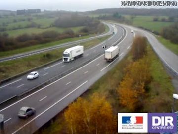 Villeneuve-en-Montagne: Col des Baudots N80 PR32+720